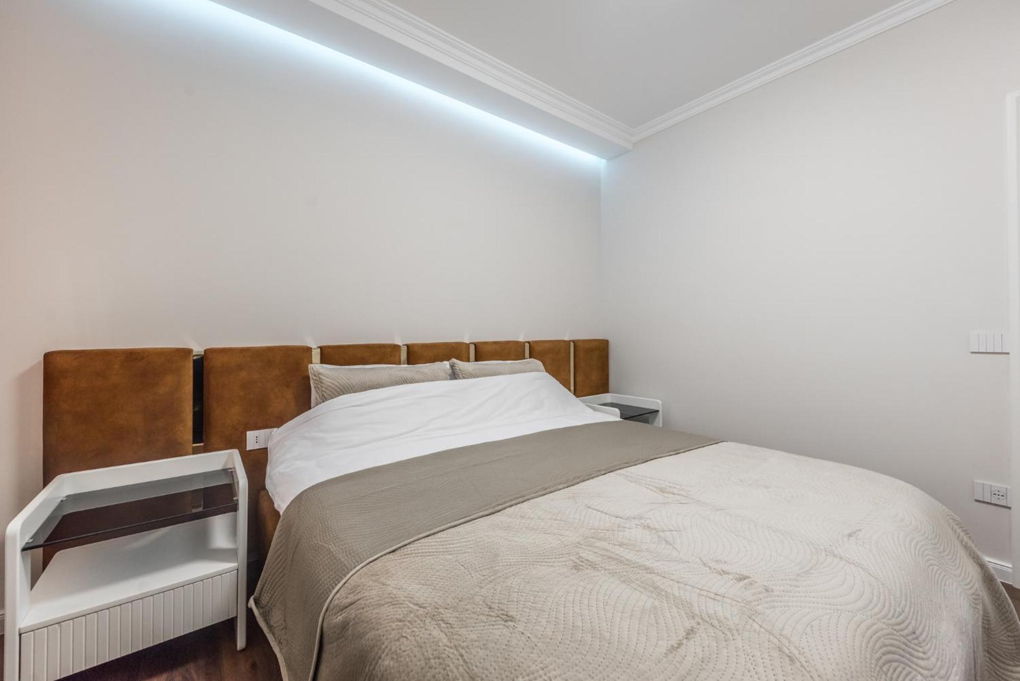 Sky Apartments Durrës Esterno foto